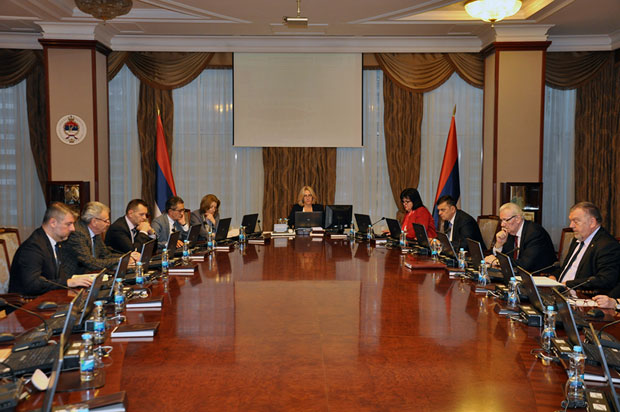 Смењен министар Малешевић